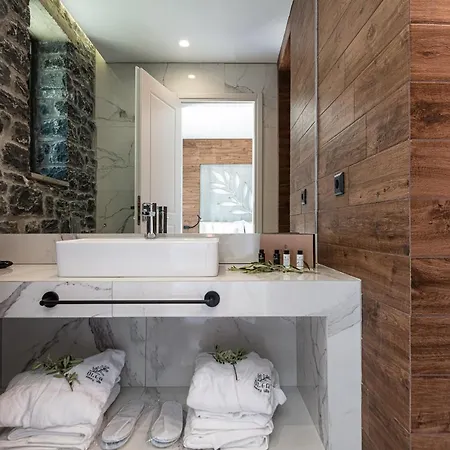 Eloa Luxury La Canea