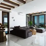 Villa Eloa Luxury *