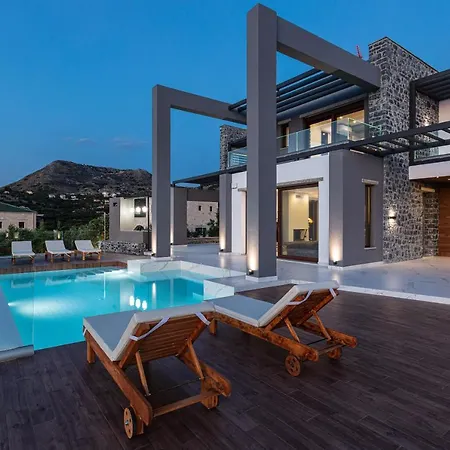 Eloa Luxury - Luxe Getaway By Etouri 빌라