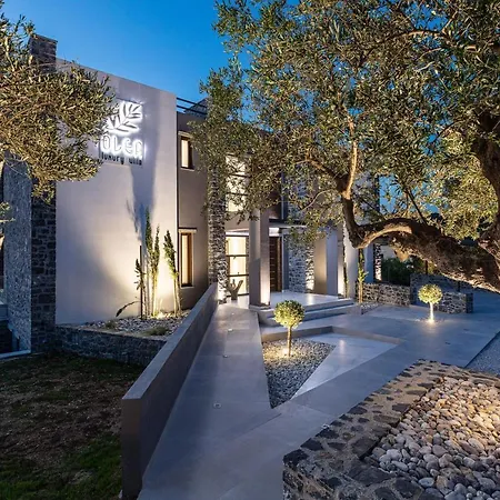 Eloa Luxury - Luxe Getaway By Etouri *