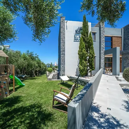 Eloa Luxury - Luxe Getaway By Etouri *