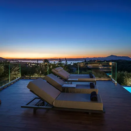 Eloa Luxury - Luxe Getaway By Etouri