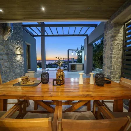 Eloa Luxury - Luxe Getaway By Etouri Villa