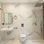 Eloa Luxury Villa